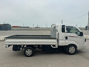 bongo: Легкий грузовик, Kia, Стандарт, До 1 т, Б/у — 2