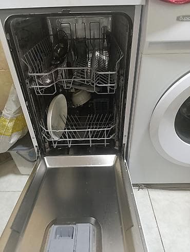 точить ножи: Посудомоечная машина Beko, узкая (примерно 45 см), отдельно стоящая — 1
