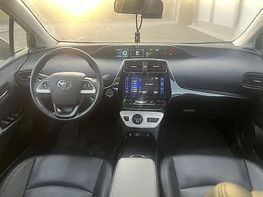 h rv: Toyota Prius: 2018 г., Вариатор, Гибрид, Хэтчбэк — 7