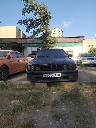 движок 220: BMW 5 series: 1990 г., 2.5 л, Механика — 6