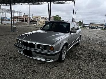 BMW 5 series: 1990 г., 2.5 л, Кол менен иштөөчү, Бензин, Седан — 2