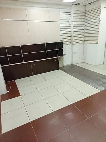 rent: Бутик, 33 м², С ремонтом — 4
