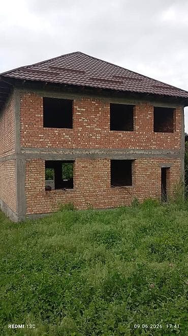 раян билдинг: Продаётся недостроенный двухэтажный кирпичный дом с участком — 2