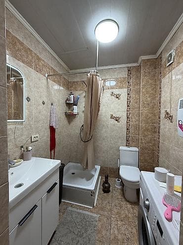 свердловский район: Срочно продаётся мансардный дом! 📍 Район: Свердловский 🏡 Участок: 9,5 — 9