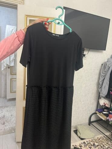 распродажа платьев больших размеров: Черное платье Зара 
Размер L — 1