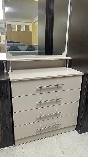 Уктоочу бөлмө гарнитурлары: Уктоочу бөлмө гарнитуру, Жаңы, Эки кишилик керебет, Шкаф, Комод, ДСП, Акысыз жеткирүү — 3