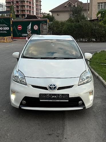 айрподс чехлы: Toyota Prius: 2015 г., 1.8 л, Автомат, Гибрид, Хэтчбэк — 1