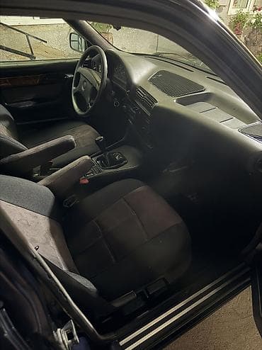 двигатель n57: BMW 525: 1993 г., 2.5 л, Механика, Бензин, Универсал — 6