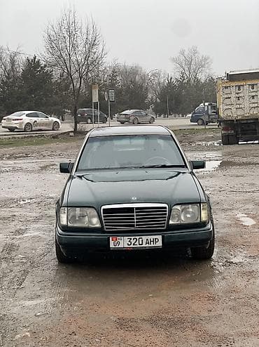 Mercedes-Benz E-Class: 1995 г., 2.2 л, Автомат, Бензин, Седан