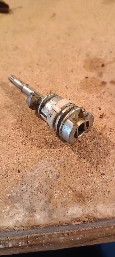 замки: Замок зажигания BMW 2000 г., Б/у, Оригинал — 5