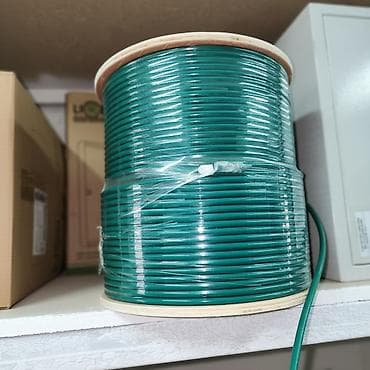 Кабель, намотанный на деревянную катушку, предназначен для передачи at lalafo.kg Кабель, намотанный на деревянную катушку, предназначен для передачи