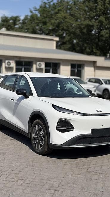 9: Changan Qiyuan Q05: 2026 г., 1.5 л, Робот, Электромобиль, Кроссовер — 1