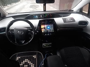 тойота приус с: Toyota Prius: 2019 г., 1.8 л, Вариатор, Гибрид, Лифтбек — 6