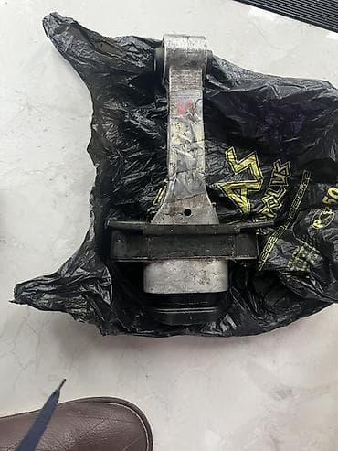 амортизатор форд мондео: Подушка мотора Kia 2012 г., Б/у, Аналог, Япония — 1