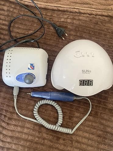 Набор для маникюра/педикюра Состав: - УФ/LED лампа для сушки