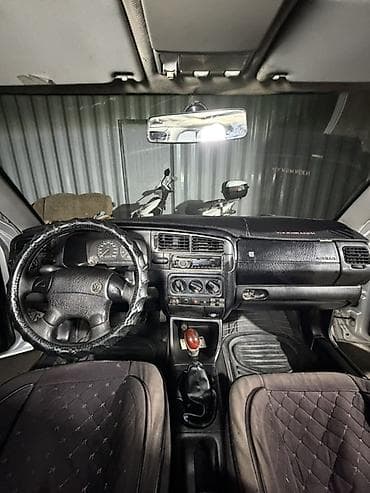 Унаа сатуу: Volkswagen Vento: 1994 г., 1.8 л, Кол менен иштөөчү, Бензин, Седан — 7