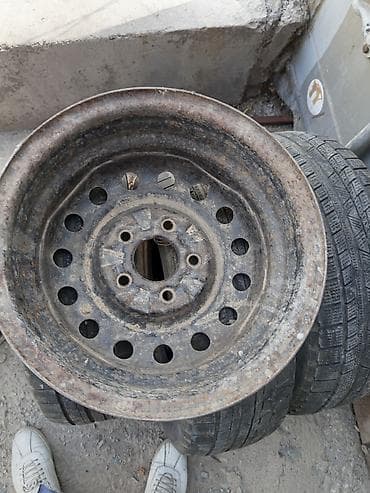 карандаш для авто: Набор разнородных авто- и инструментальных принадлежностей. Состав: - — 2