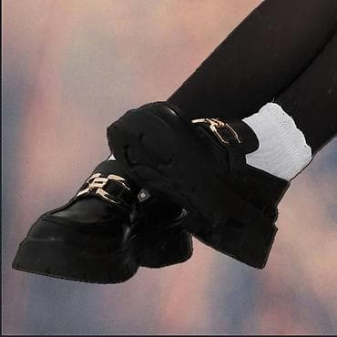 Жеке буюмдар: Лоферы женские, черные, на массивной подошве. размер: 37 (маломерят — 1