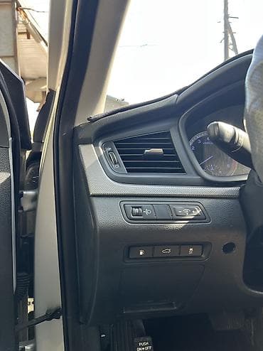 Транспорт: Hyundai Sonata: 2020 г., 2 л, Автомат, Газ, Седан — 9