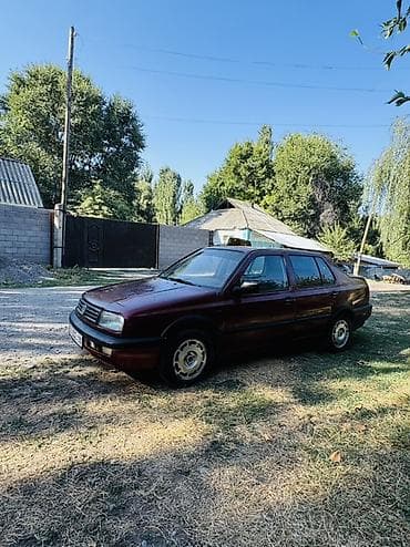 Продажа авто: Volkswagen Vento: 1993 г., 1.8 л, Механика, Бензин, Седан — 2