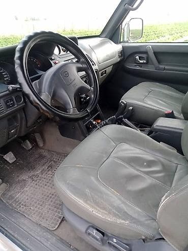 Транспорт: Mitsubishi Pajero: 2010 г., 2.4 л, Ручные, Бензин, Внедорожник — 6