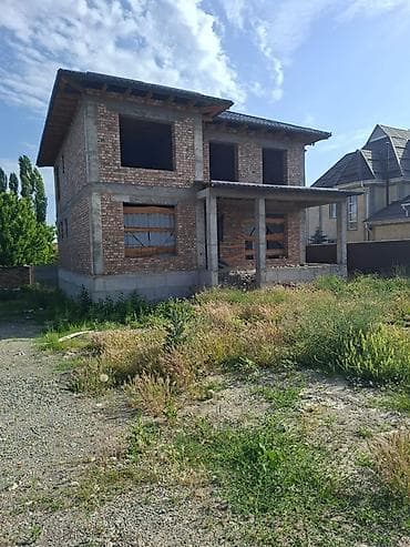 олд бишкек: 🏡 Дом вашей мечты в Арча-Бешик! Продается просторный двухэтажный дом — 4