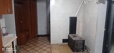 продаю дом кара жыгач 1: Срочно продается дом в центре города Кант. 2 комнаты+кухня,огород — 5