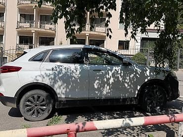 Weltmeister: Weltmeister E5, 2021 г., 65000 км, AWD, полный, В наличии — 4