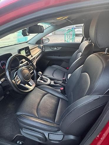 dd oo: Kia K3: 2019 г., Автомат, Седан — 7