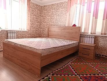 Двуспальная кровать с высоким изголовьем + матрас и прикроватная тумба at lalafo.kg Двуспальная кровать с высоким изголовьем + матрас и прикроватная тумба