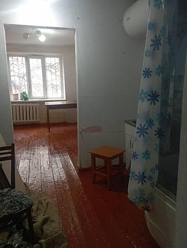 комната кв: 18 м², Без мебели — 2