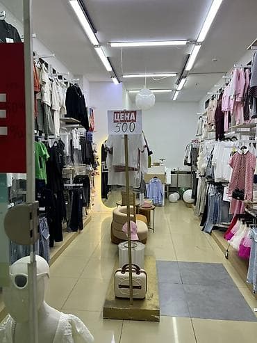 Мебель: Срочно продаем все для детского и для взрослого магазина б/у — 3