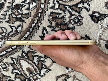смарт часф: IPhone Xr сатылат Түсү: Сары (Yellow) Абалы: Арты-усту таза, оң — 5
