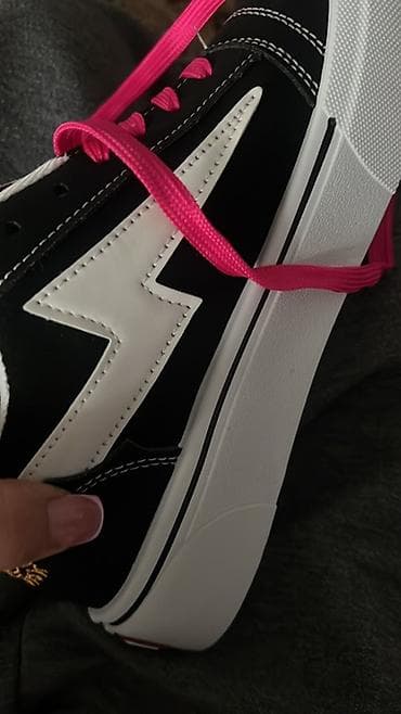 вансы обувь: Мужские кроссовки, 38, 39, Vans, Новый, цвет - Черный, Платная доставка, Самовывоз — 2