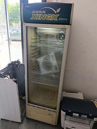 Торговый холодильный шкаф XINGX с прозрачной фронтальной дверью