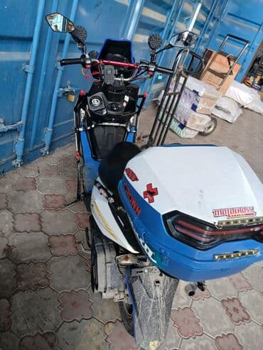 мотоцикл обычный: 150 куб. см, Бензин, Б/у — 6