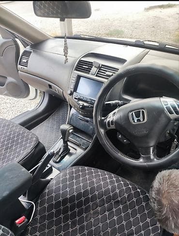2107 2010: Honda Accord: 2003 г., 2.4 л, Автомат, Бензин, Универсал — 6