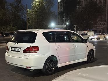 bmv e34: Toyota Ipsum: 2002 г., Автомат, Бензин, Минивэн — 3