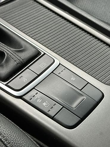 kia 2019: Kia K5: 2019 г., 2 л, Автомат, Газ, Седан — 10