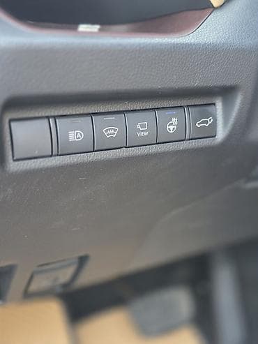 гибрит: Toyota RAV4: 2020 г., Гибрид, Кроссовер — 2