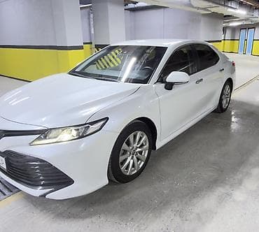 prius plus: Toyota Camry: 2020 г., 2.5 л, Автомат, Бензин, Седан — 6
