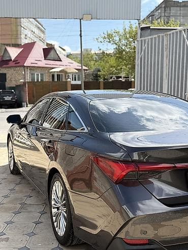 Toyota Avalon: 2019 г., 2.5 л, Автомат, Гибрид, Седан
