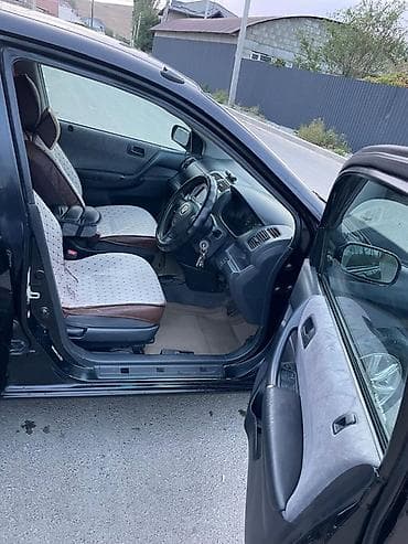 Honda: Honda Civic: 2000 г., 1.5 л, Автомат, Бензин, Хэтчбэк — 5