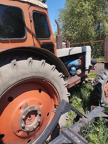 jet moto: Трактор колесный сельскохозяйственный Описание: - Полноразмерный — 2