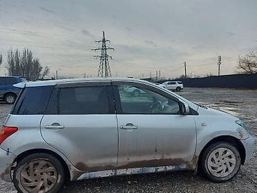 abs: Toyota Ist: 2003 г., Автомат, Бензин, Хэтчбэк — 3