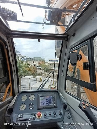Услуги: Услуга автокрана от 25 тонн до 70тонн. Цена договорная — 3