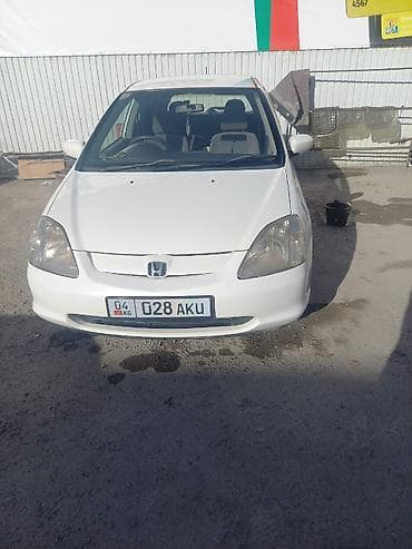 Honda Civic: 2001 г., 1.5 л, Вариатор, Бензин, Хэтчбэк