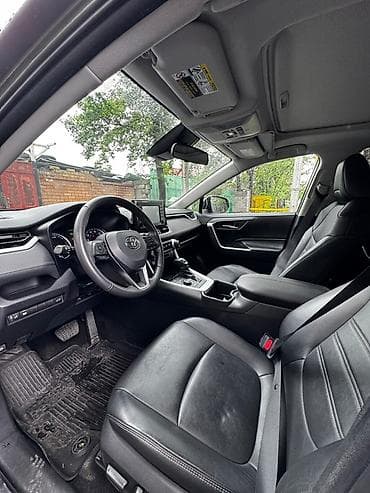 красный речка: Toyota RAV4: 2022 г., Автомат, Гибрид, Кроссовер — 4