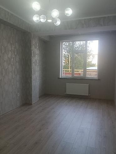 продаю 3 комнатную: 2 комнаты, 73 м², 1 этаж — 8