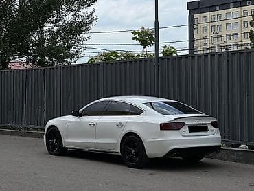 Audi A5: 2012 г., 3 л, Автомат, Бензин, Лифтбек — 4